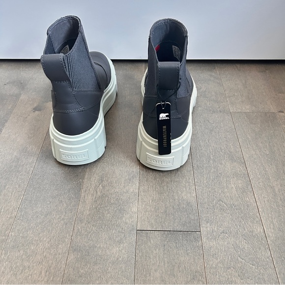 Sorel Womens Caribou X Chelsea Boot - Picture 3 of 12